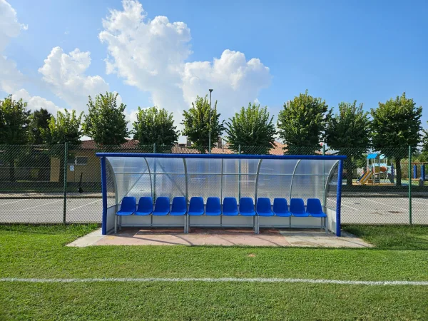 Attrezzature ginniche e ludiche.