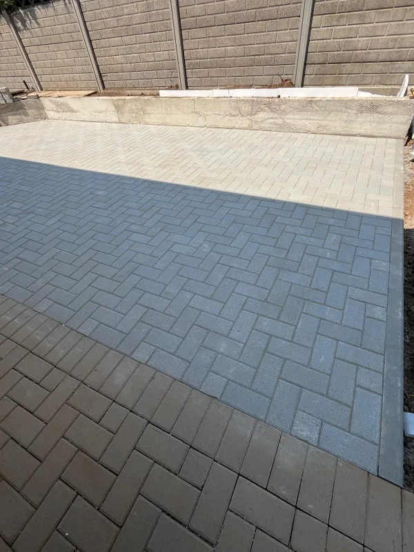 Pavimenti in autobloccanti.