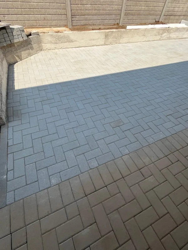 Pavimenti in autobloccanti.
